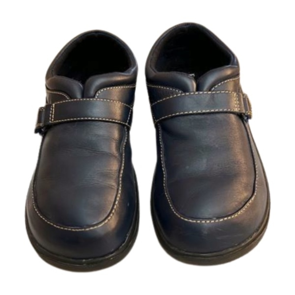 Footsmart Womens navy blue shoes, size 8